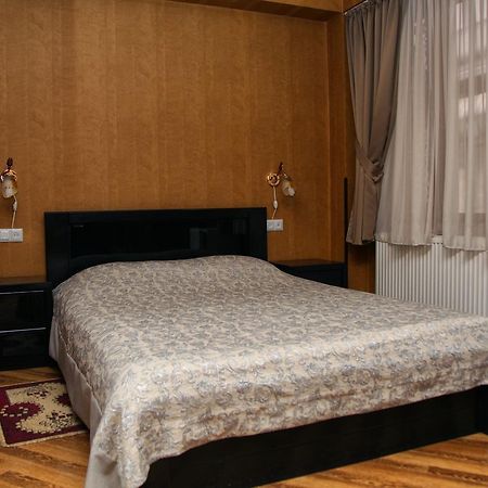 Hotel Obola Samtredia エクステリア 写真