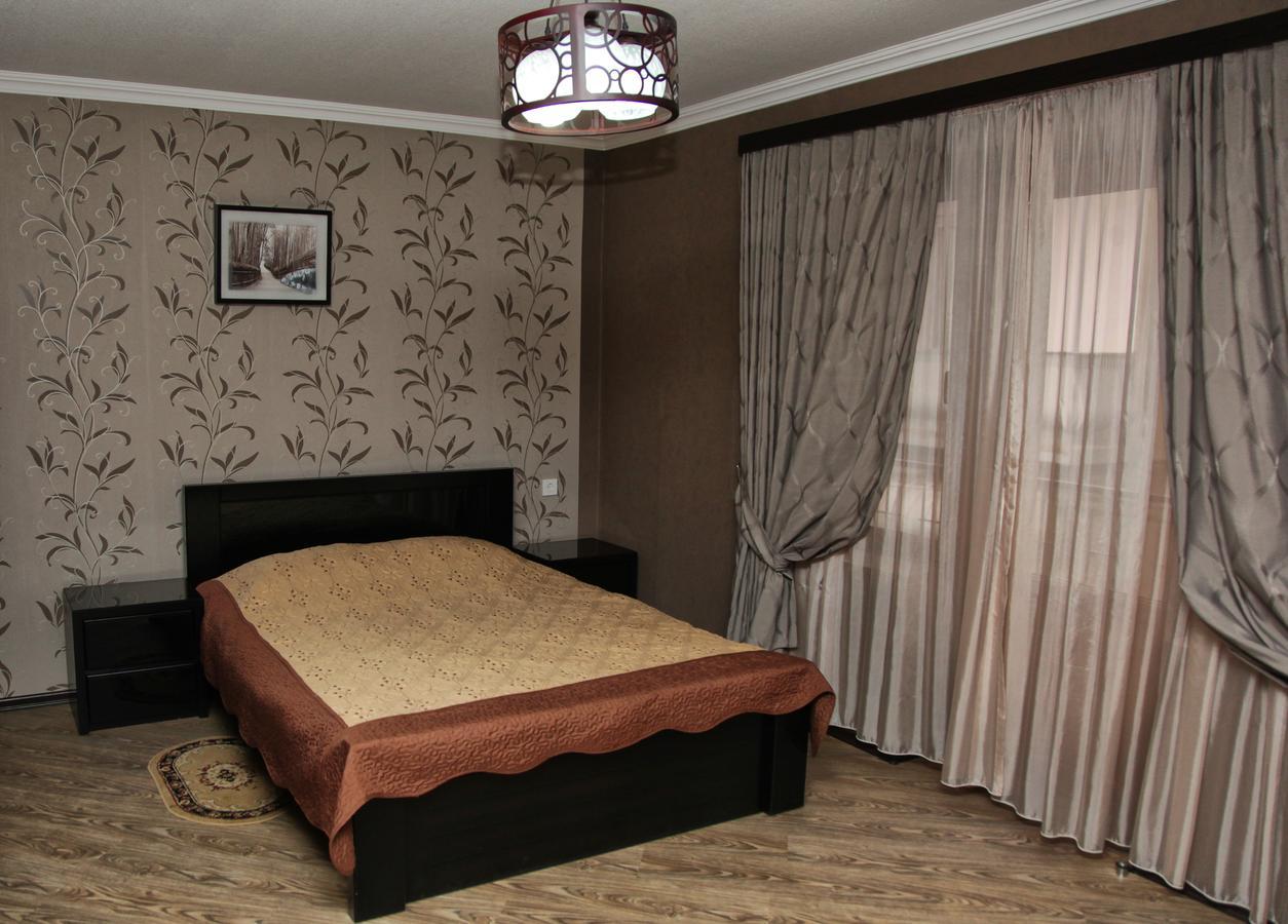Hotel Obola Samtredia エクステリア 写真